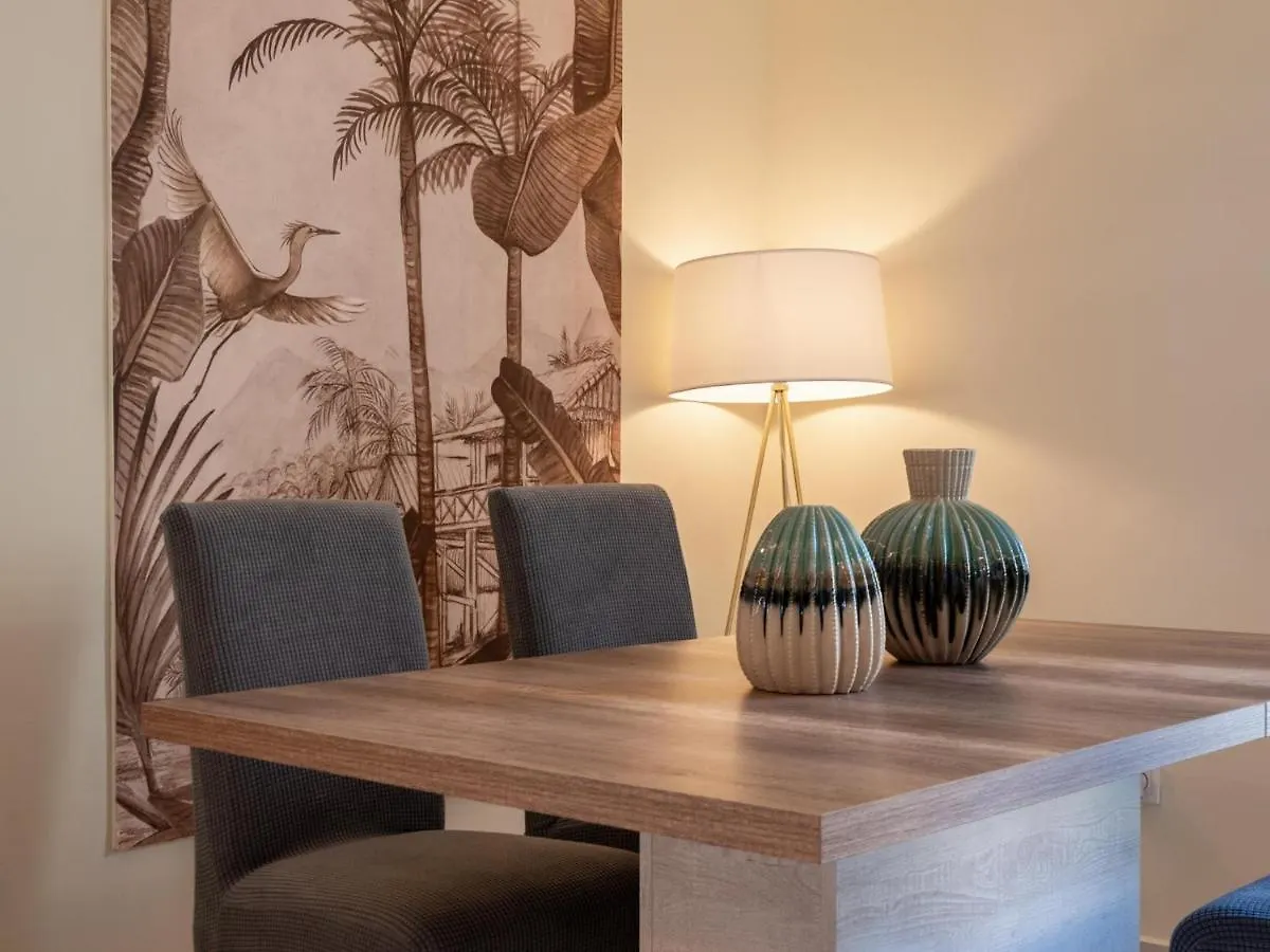 Apartamento Bajo Con Jardin En Marbella Centro