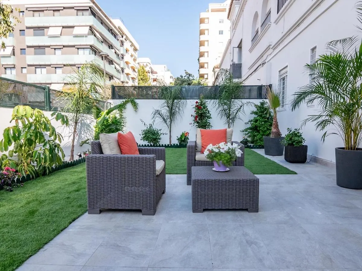 Apartamento Bajo Con Jardin En Marbella Centro
