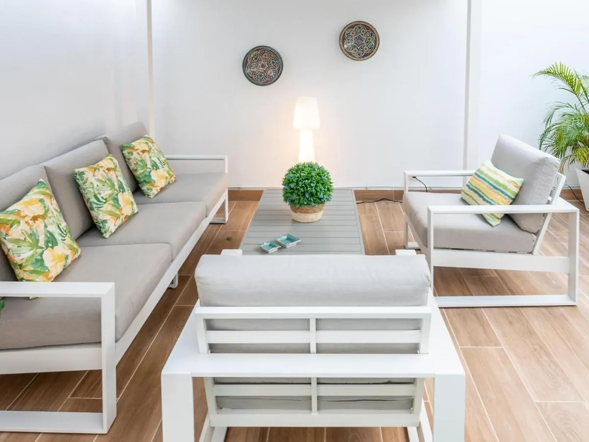 Apartamento Bajo Con Jardin En Marbella Centro Apartment