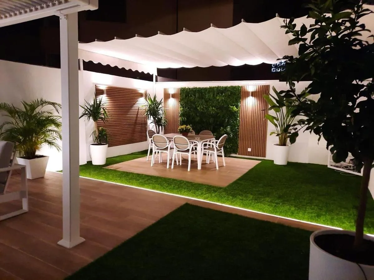 Apartamento Bajo Con Jardin En Marbella Centro
