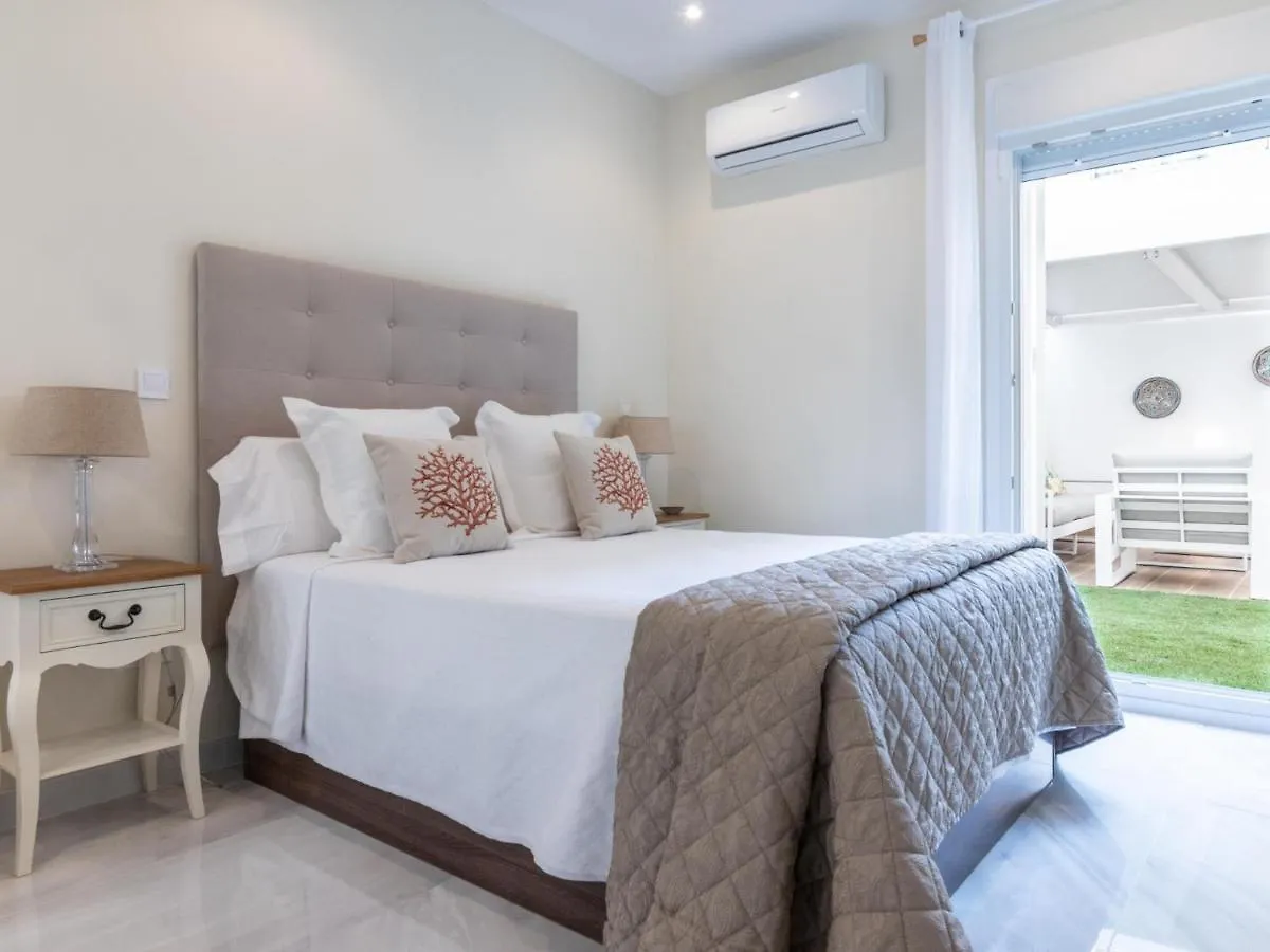 Apartamento Bajo Con Jardin En Marbella Centro