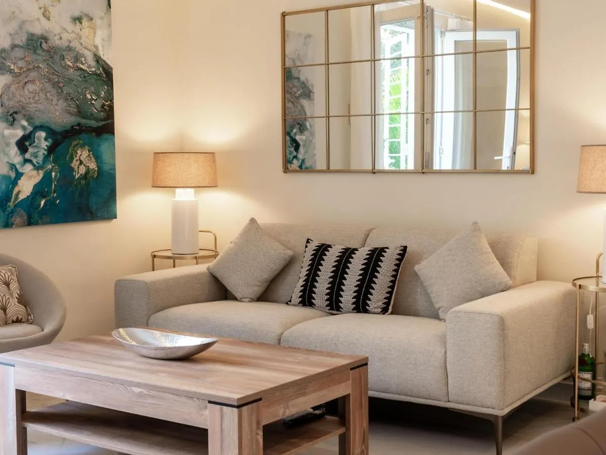 Apartamento Bajo Con Jardin En Marbella Centro España