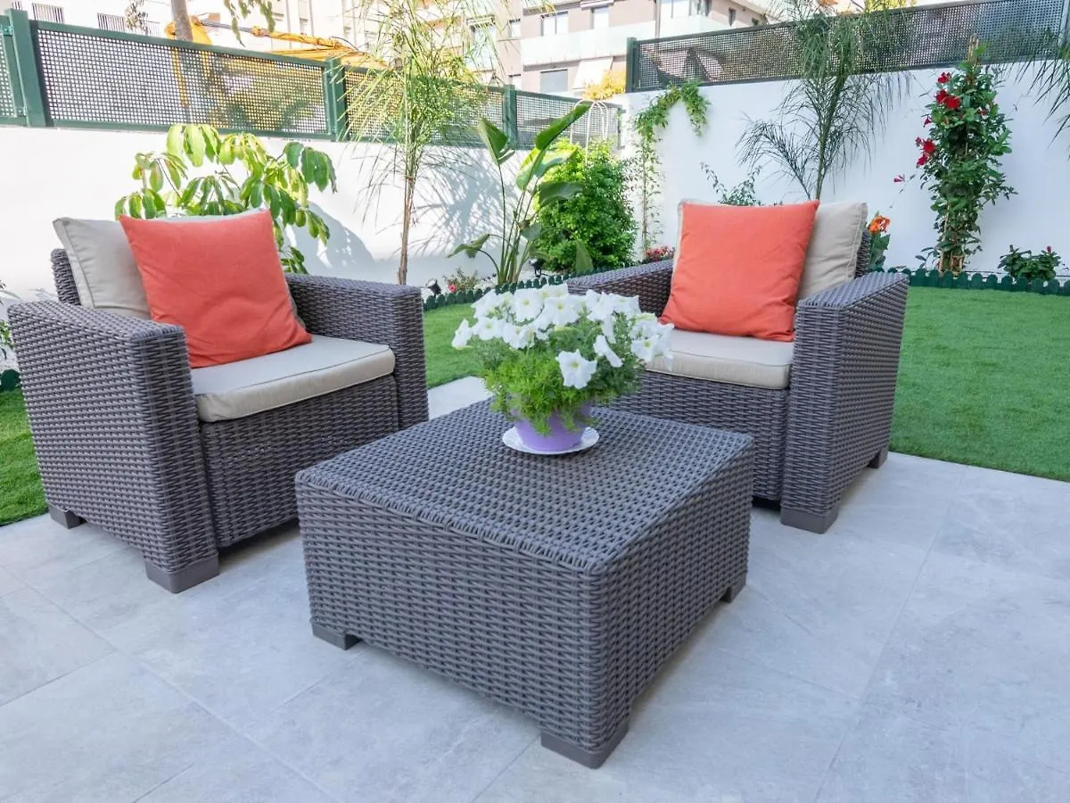 Apartamento Bajo Con Jardin En Marbella Centro