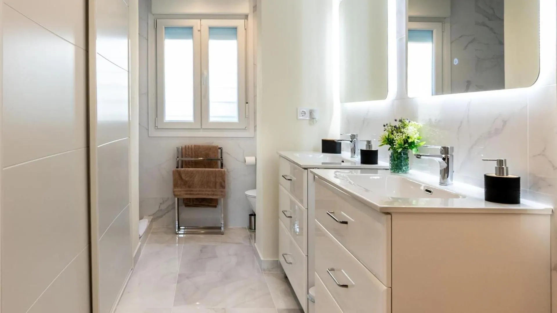 Apartamento Bajo Con Jardin En Marbella Centro