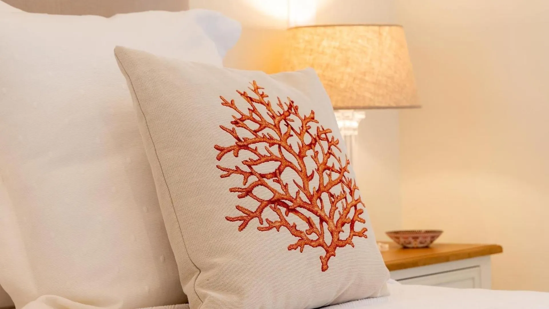 Apartamento Bajo Con Jardin En Marbella Centro