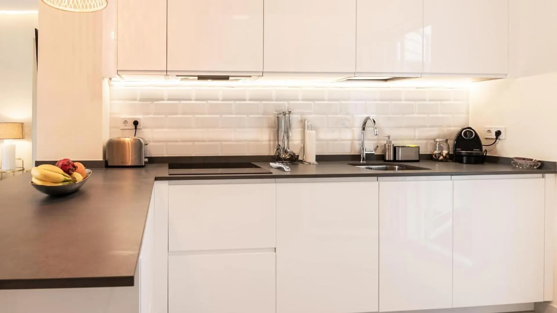 Apartamento Bajo Con Jardin En Marbella Centro